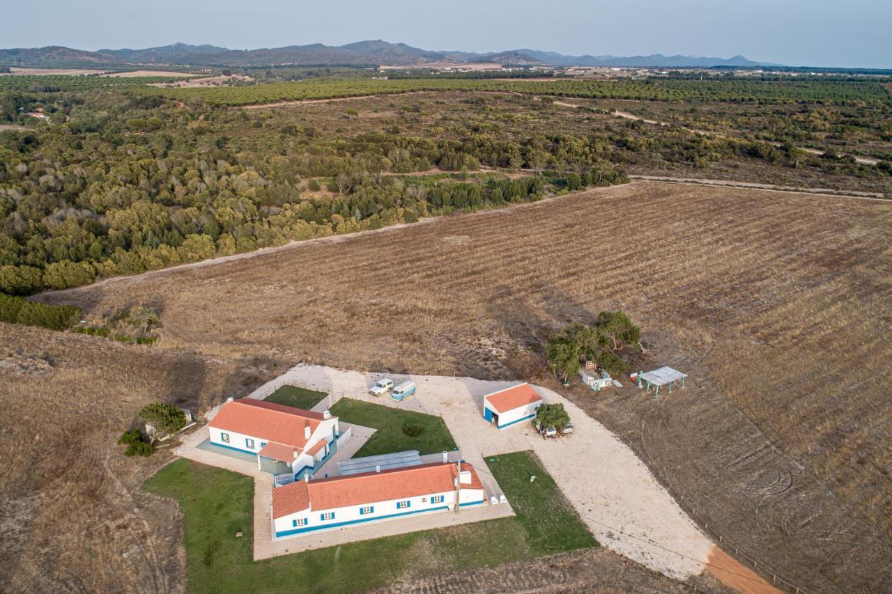 T Monte Villa Порту Кову Екстериор снимка